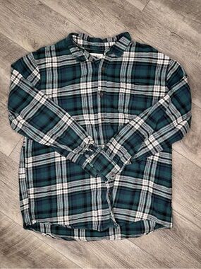 PacSun Green and White Plaid Button-Down Shirt